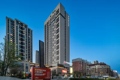 Jifeng International Hotel (Urumqi Youhao Road Business District Branch) Hoteles cerca de Xinjiang Institute of Engineering