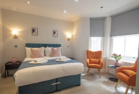 Viridian Apartments in High Street Kensington Serviced Apartments - Cheniston Gardens