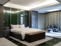 ALL-UR Boutique Motel Pingtung Branch 徳文風景区周辺のホテル