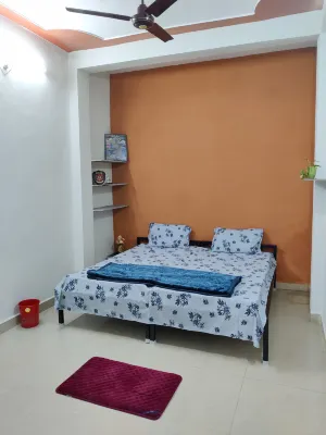 Krishnaalay Guest House