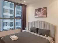 Vinhomes Time City & ParkHill Premium Apartment Hotel berhampiran Thuy Linh pagoda