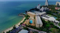 Dusit Thani Pattaya Hotel dekat Pattaya Railway Station