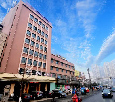 Ripple Hotel (Nanzhang Jinzhang Avenue) Hotels near Yangtianwa Tourist Area