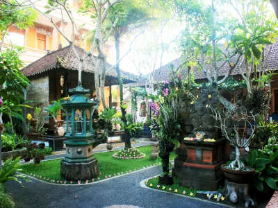 Teba House Ubud by Ecommerceloka Hotel dekat Kuta