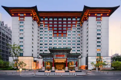 The Peninsula Beijing Hotel dekat Shichahai Bar Street