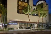 Hyatt Centric Waikiki Beach Hotels near Tommy Hilfiger