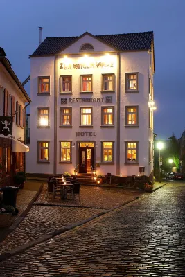 Hotel und Restaurant "Zur Ewigen Lampe" Hotels in der Nähe von Katholische Kirche St. Barbara Rurberg