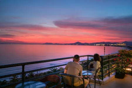 First Sight Sanya Seaview Sky Garden Inn