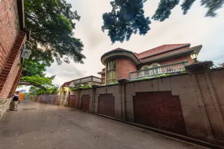 Gulangyu Yunzhichen Seaview Garden Hotel (Bagualou Sanqiutian Wharf)