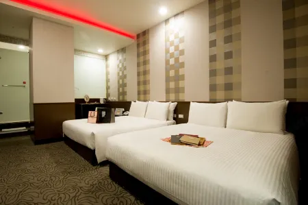 Ximen Holiday Fun Hotel