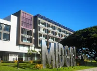 Midori Clark Hotel and Casino Hotels near Philippine Academy for Aviation Training (CAE Philippines)