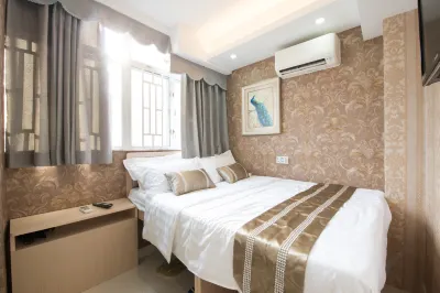 Maple Inn(Tsim Sha Tsui Store C2 EXIT) Hotels near Plaza Hollywood