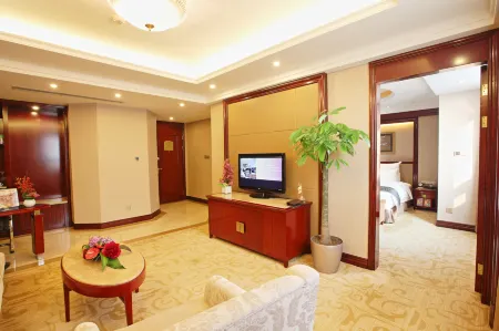 Chutian Guangdong International Hotel