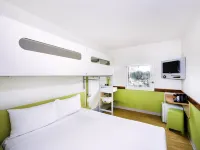 Ibis Budget Wentworthville Hotels near Mullane Avenue Reserve