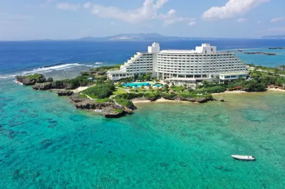 ANA InterContinental Manza Beach Resort, an IHG Hotel Hotel dekat Bandara Naha