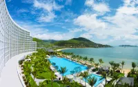 Vinpearl Resort & Spa Nha Trang Bay Hotels near Ky Vien Trung Nghia Buddhist Temple