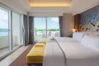 ANA InterContinental Manza Beach Resort, an IHG Hotel Hotel dekat Bandara Naha