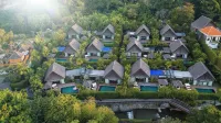 Sanctoo Suites & Villas Отели рядом с достопримечательностью «Waterboom Bukit Jati»