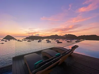 Meruorah Komodo Labuan Bajo Hotel dekat Kawasan Marina Waterfront Labuan Bajo