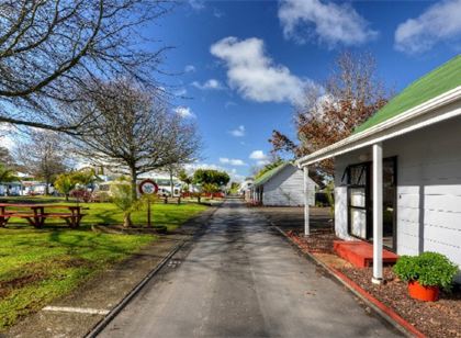 Auckland Northshore Motels & Holiday Park