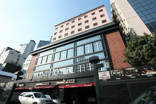 Yuwon Hotel Hotels near Gold Coast