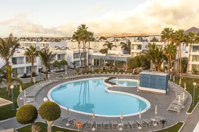 Oasis Lanz Beach Mate Hotels near Lanzarote Aquarium