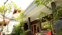 New Ubud Hostel Hotels near Ubud