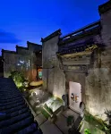 Yujian No.8 (Huangshan Tunxi Old Street) Hotels near Huangshan Mountain Huifu Shanzhen Wholesale Store