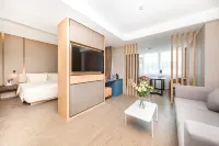 Atour Hotel (Shenzhen Bao'an International Convention and Exhibition Center) Hotels near Xiangfu Garden