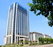 Gloria Plaza Hotel Qingdao Hoteles cerca de Estación de Tren Chengyang