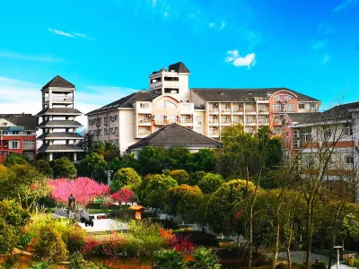 Oriental Landscape Holiday Hotel Hotels near Tieshan Square