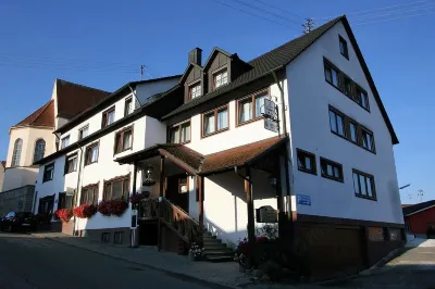 Landgasthof Löwen Hotels in Gaufelden