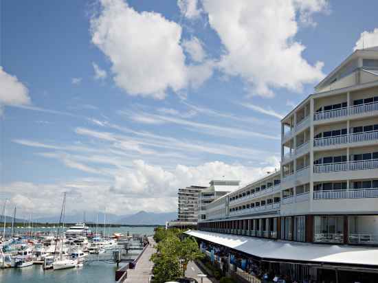 Shangri-La The Marina, Cairns Hotel Exterior