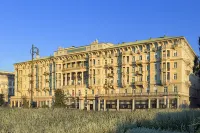 Savoia Excelsior Palace Trieste - Starhotels Collezione Hoteles cerca de Civico Museo della Civilta Istriana Fiumana e Dalmata