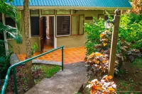 Stonefield Villa Resort Hotel dekat Sulphur Springs