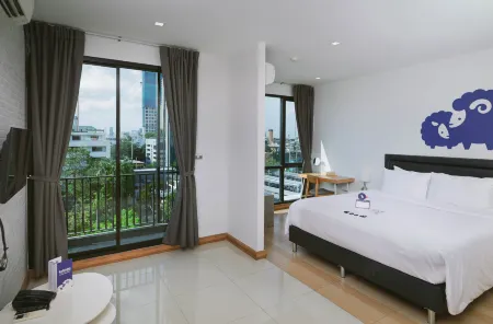 Kokotel Bangkok Sukhumvit 50