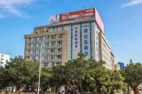 Alarun Hotel (Zhanjiang Shimao Mansion) Hotels near World Trade Center