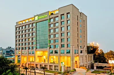 Holiday Inn Amritsar Ranjit Avenue Hotels near Mandir Shri Banke Bihari Lal Ji