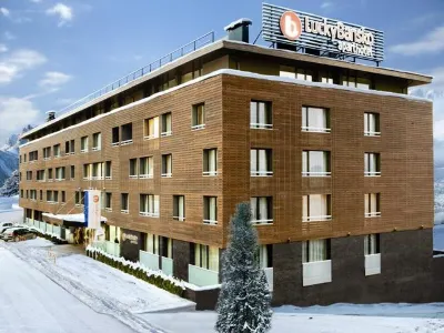 Lucky Bansko Aparthotel SPA & Relax Hotels near Method Snow School