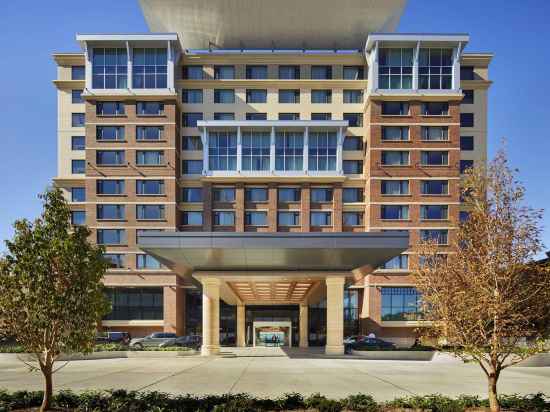 Hyatt Regency Lake Washington Hotel Exterior