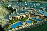 Marina Hotel Hotels near VENUE 56