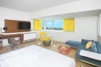 Courtyard Santa Monica Отели рядом с достопримечательностью «Санта Моника Стейт Бич»