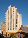 Hyatt Regency Rochester Hotel dekat Seneca Park