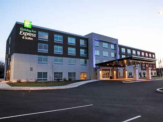 Holiday Inn Express & Suites Gettysburg Hotel Exterior