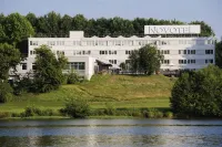 Novotel Limoges le Lac Hotels near Medical School