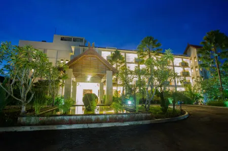 Bintang Flores Hotel