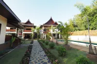 Chanapha Residence Hotels near Ban Khao Khom Mosque