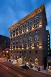 Hotel Indigo Baltimore Downtown Hotels near Washington Monument