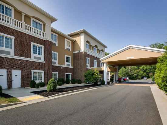 Comfort Inn & Suites Orange - Montpelier Hotel Exterior