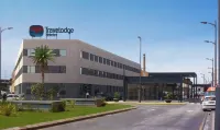 Travelodge Valencia Aeropuerto Отели рядом с достопримечательностью «Alameda»